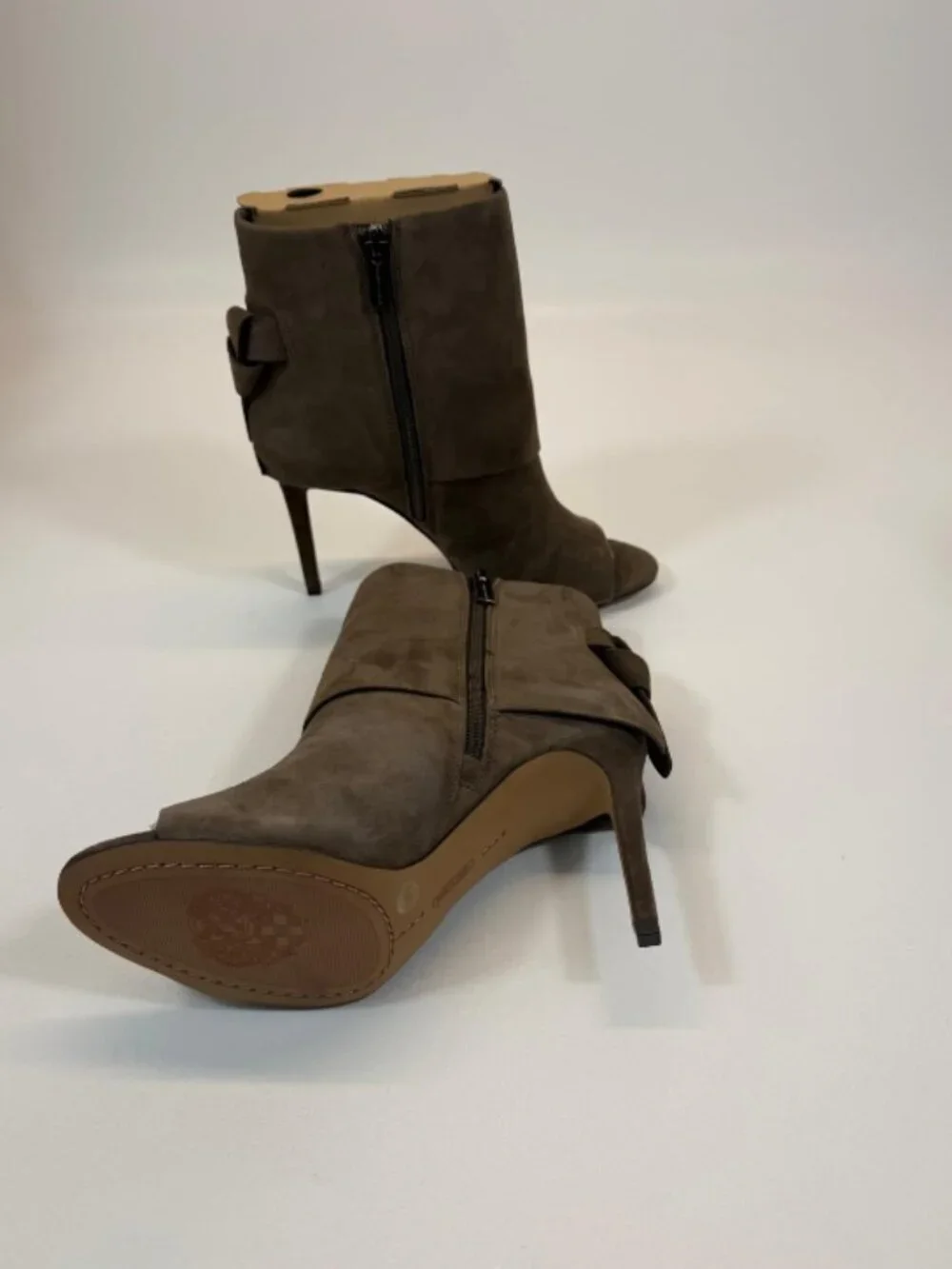 Vince Camuto Amesha Women S Boots Sable Size 7.5 M